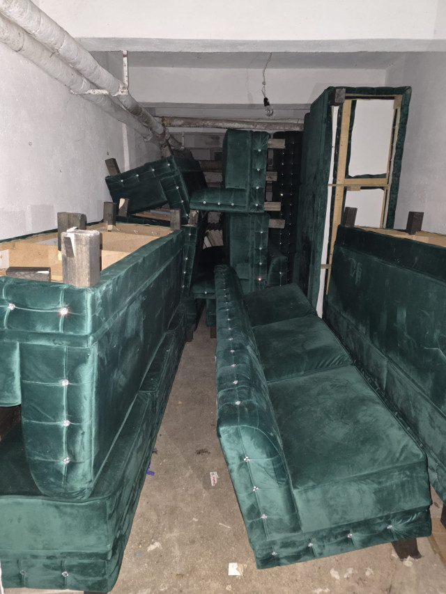 LICITATIE STOC MOBILIER SI ALTE OBIECTE CU DESTINATIE COMERCIALA  HORECA REDUS CU 50%