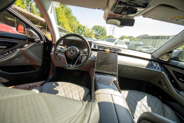 LICITATIE MERCEDES – BENZ S-Class / S400D 4MATIC