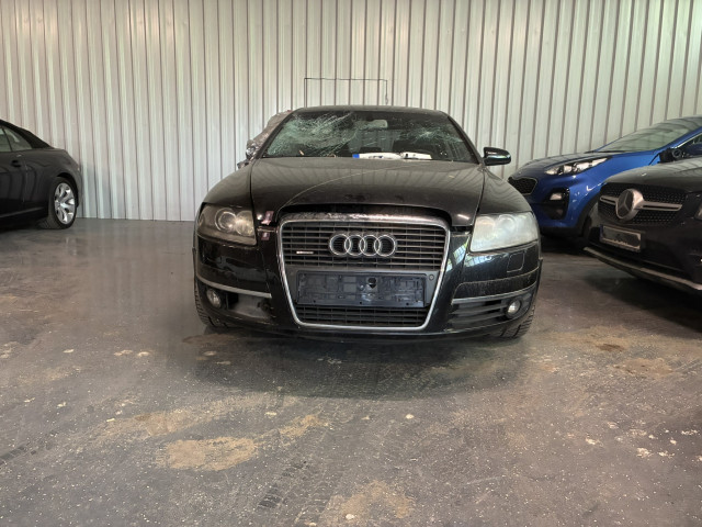 Autoturism marca AUDI A6