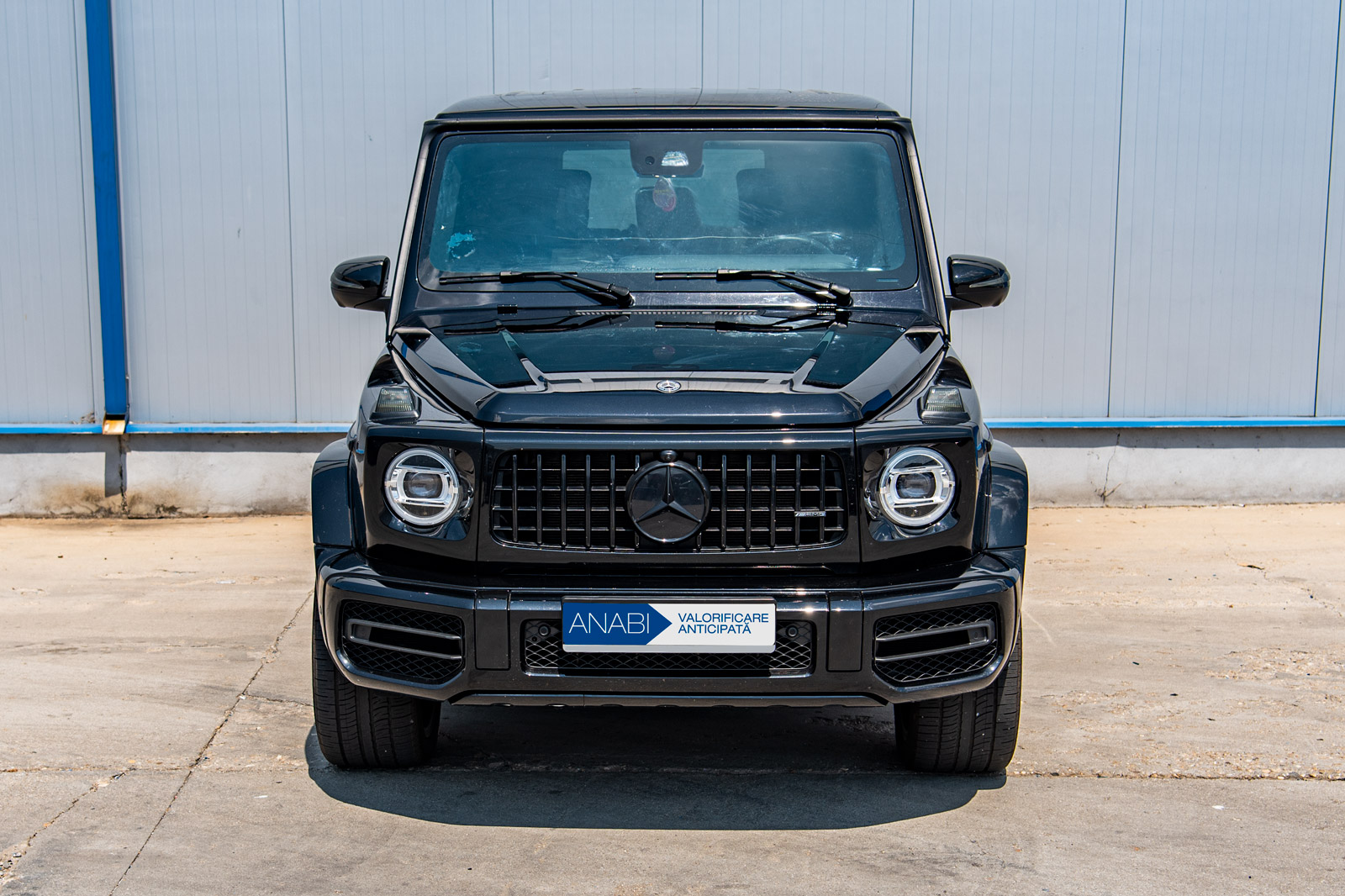 Autovehicul marca	MERCEDES BENZ Tipul	AMG G 63, a doua licitație