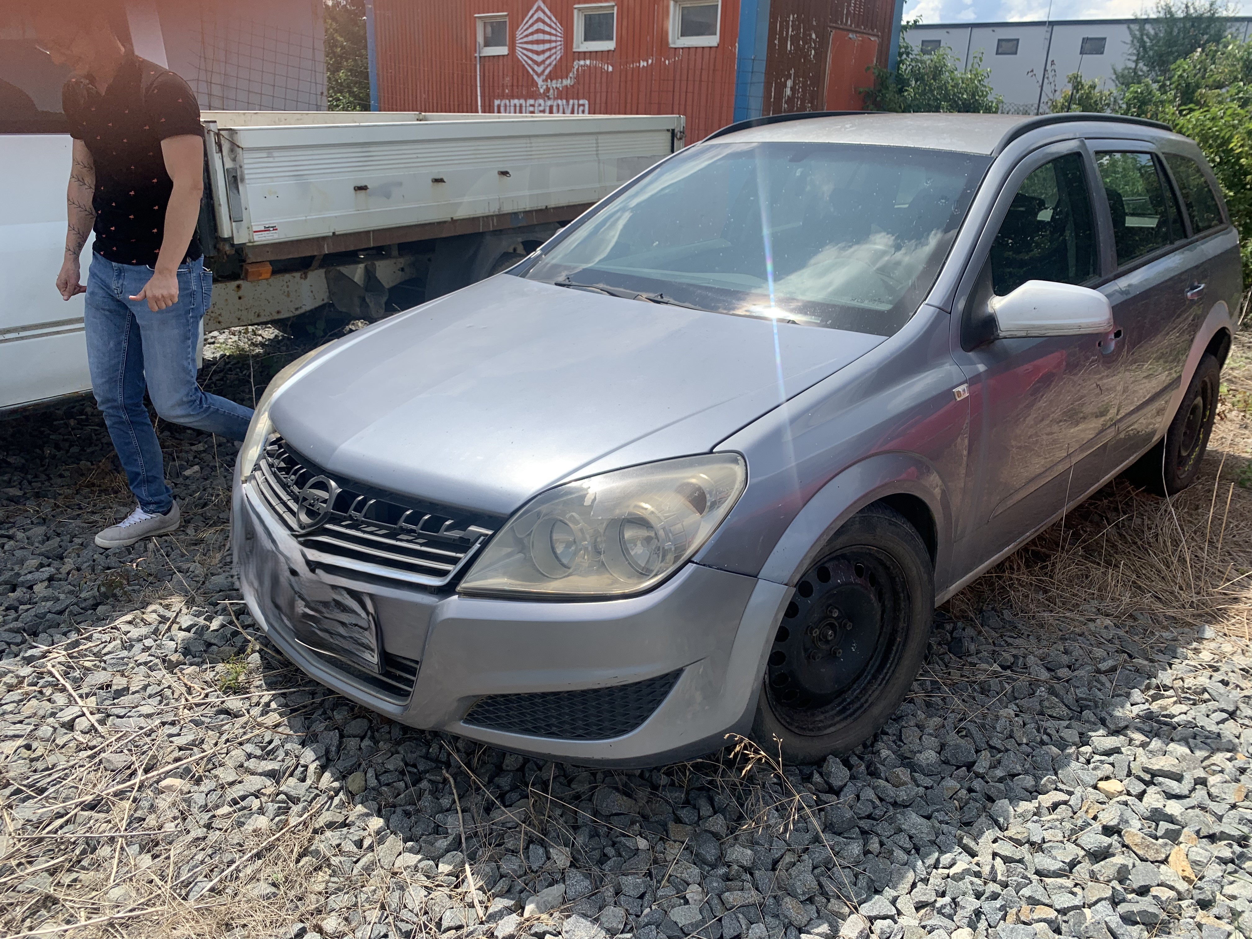 Autoturism marca Opel - Tipul Astra Wagon, a doua licitație