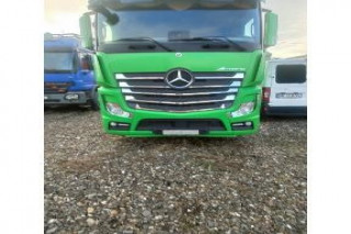 Autoutilitară marca Mercedes-Benz Actros