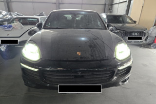 Autoturism Porsche Cayenne 2089 - redus cu 25%